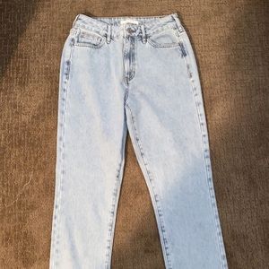 Pacsun light wash mom jeans size 26
